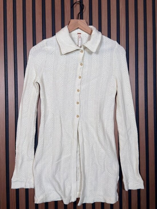 Free People Tops - Free People Shirt Small Womens White Long Sleeve Full Length Collared Woven